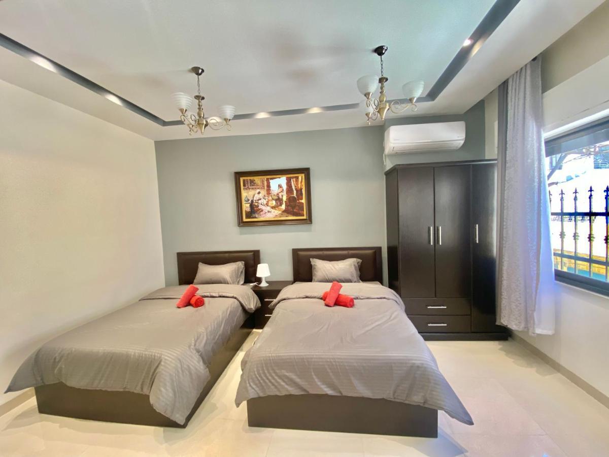 Villa Mira Guesthouse 2 - Downtown Central Amman - Al Diyrih 外观 照片