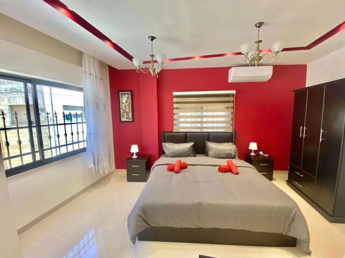 Villa Mira Guesthouse 2 - Downtown Central Amman - Al Diyrih 外观 照片