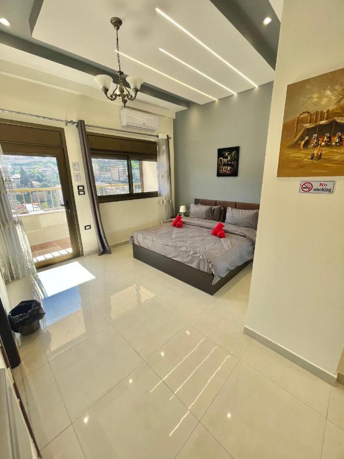 Villa Mira Guesthouse 2 - Downtown Central Amman - Al Diyrih 外观 照片