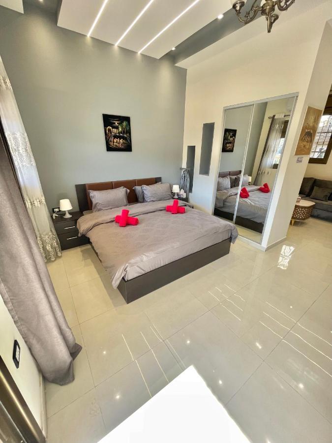 Villa Mira Guesthouse 2 - Downtown Central Amman - Al Diyrih 外观 照片