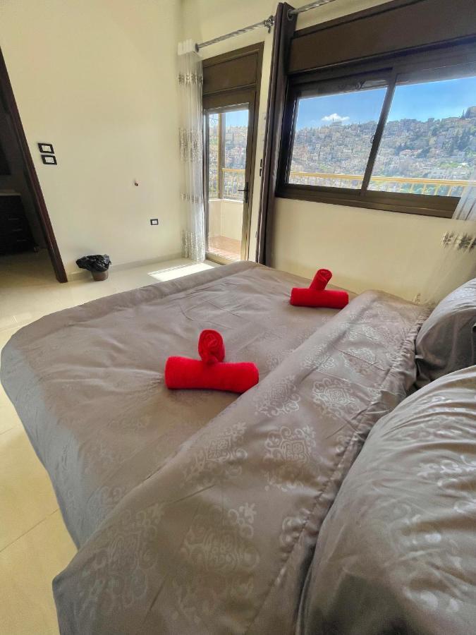 Villa Mira Guesthouse 2 - Downtown Central Amman - Al Diyrih 外观 照片